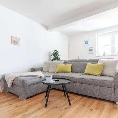 Njoy! Relax - Therme & Parkplatz